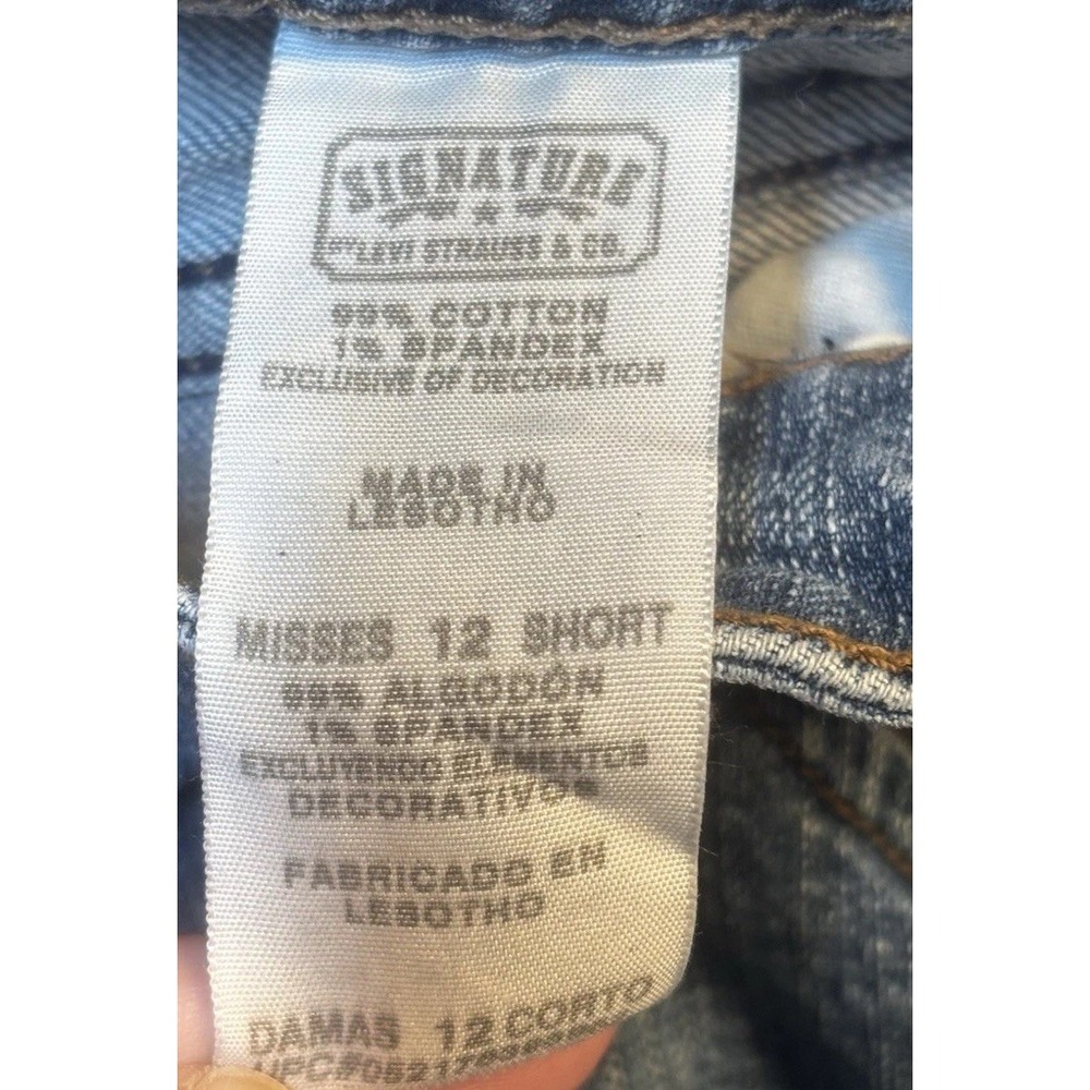 Levis Signature Low Rise Bootcut Jeans Women's Misses 12 Short Blue Medium Wash - Picture 9 of 12